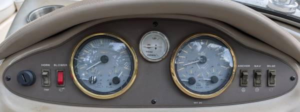 2001 Bayliner, dovoz USA — foto 5 z 12