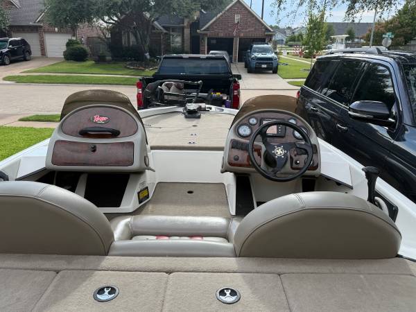 2002 Ranger, dovoz USA — foto 2 z 5