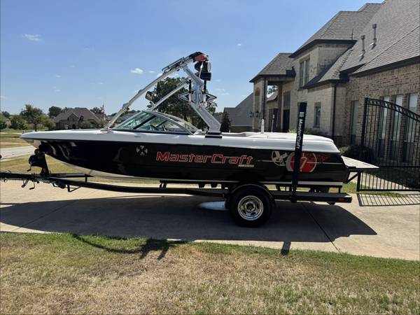 2009 MasterCraft, dovoz USA — foto 1
