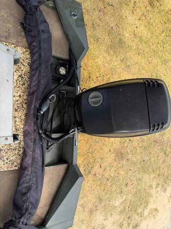 Tracker, dovoz USA — foto 10 z 12