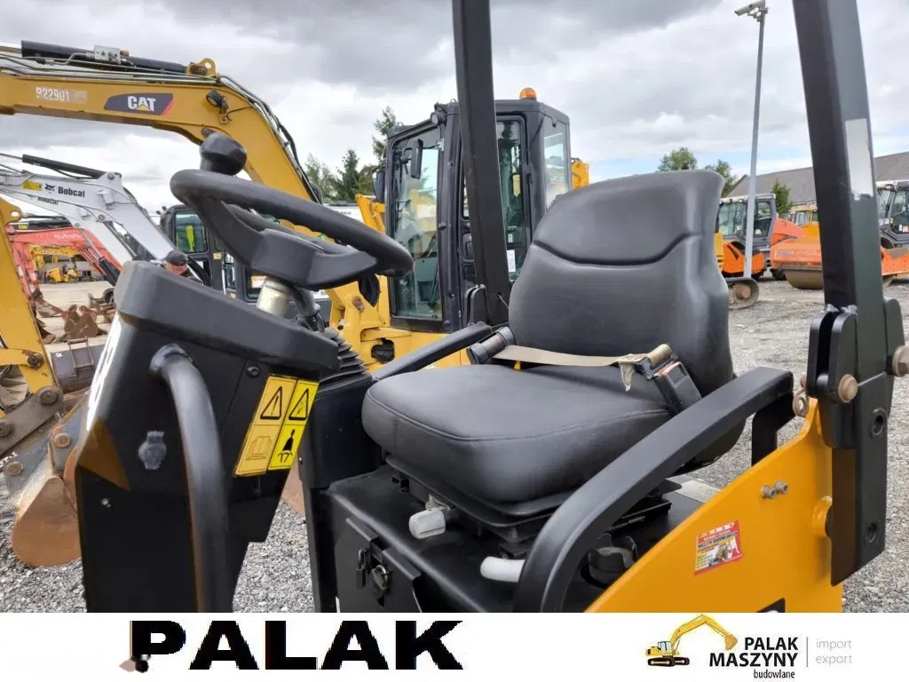 2016 JCB VÁLEC, 587 mth, dovoz Skladem v EU — foto 9 z 14
