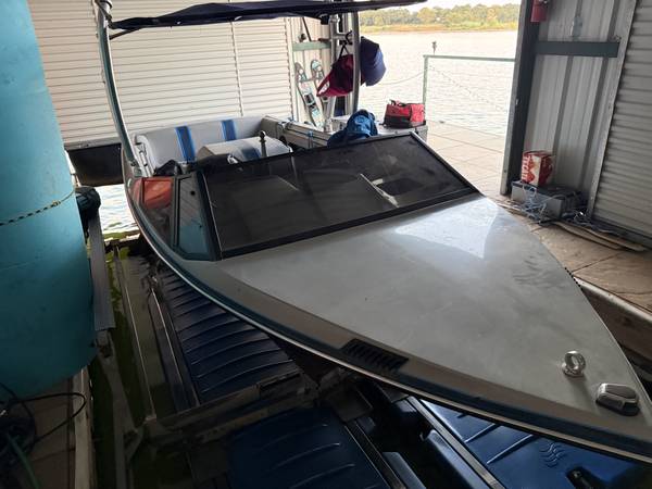 1987 MasterCraft, dovoz USA — foto 1
