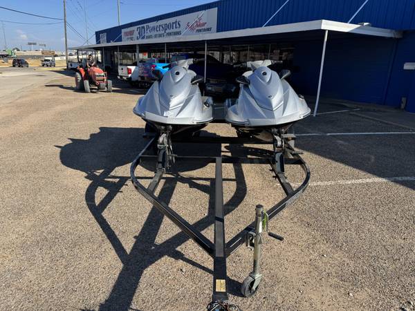 2012 Yamaha, dovoz USA — foto 2 z 12