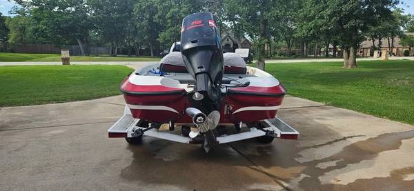 2005 Nitro, dovoz USA — foto 4 z 8