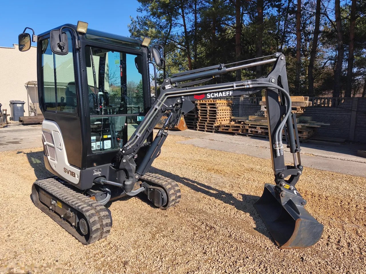 2024 Bobcat E19, 530 mth, dovoz Skladem v EU — foto 15 z 24