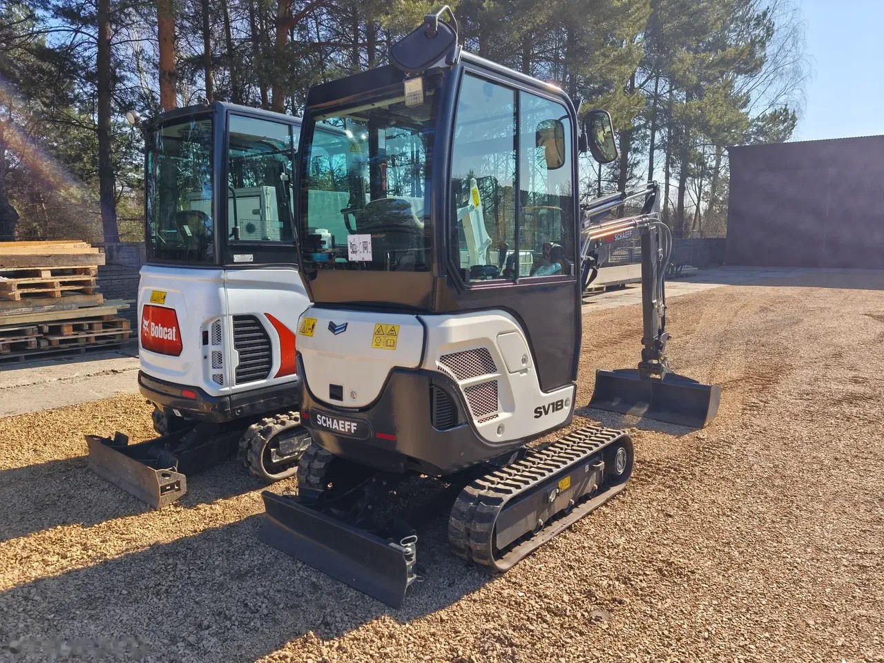 2024 Bobcat E19, 530 mth, dovoz Skladem v EU — foto 2 z 24