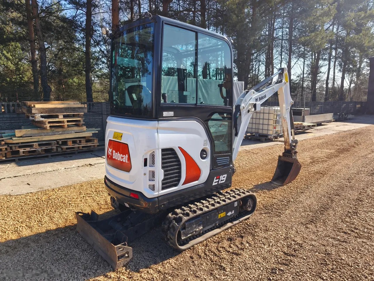 2024 Bobcat E19, 530 mth, dovoz Skladem v EU — foto 5 z 24