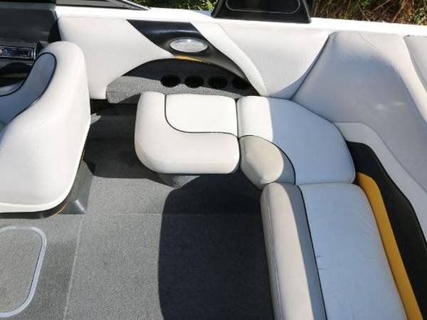 Malibu, dovoz USA — foto 2 z 5