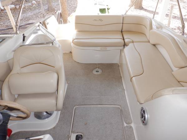 Sea Ray, dovoz USA — foto 3 z 5