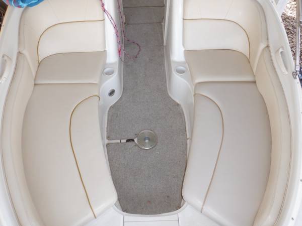 Sea Ray, dovoz USA — foto 5 z 5