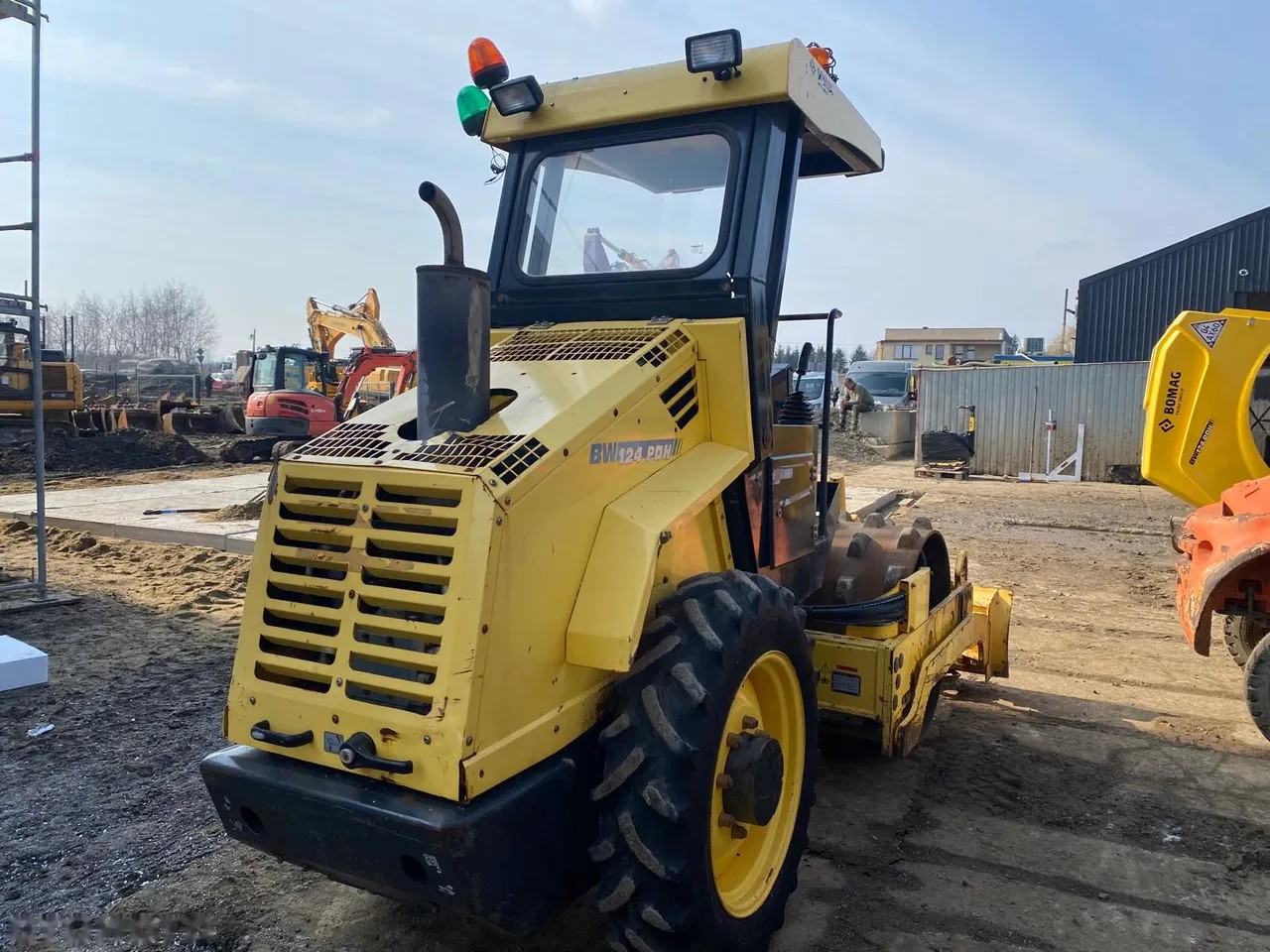 2017 Bomag BW 124 PDH, 1 013 mth, dovoz Skladem v EU — foto 4 z 12