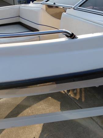 Bayliner, dovoz USA — foto 4 z 8