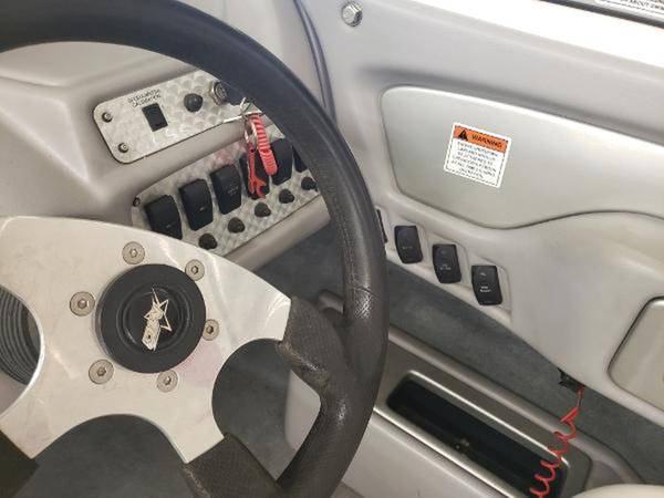2002 MasterCraft, dovoz USA — foto 3 z 8