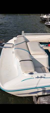 Sea Ray, dovoz USA — foto 8 z 8