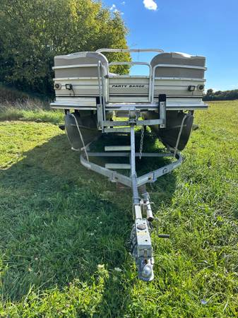 2000 Sun Tracker, dovoz USA — foto 6 z 12