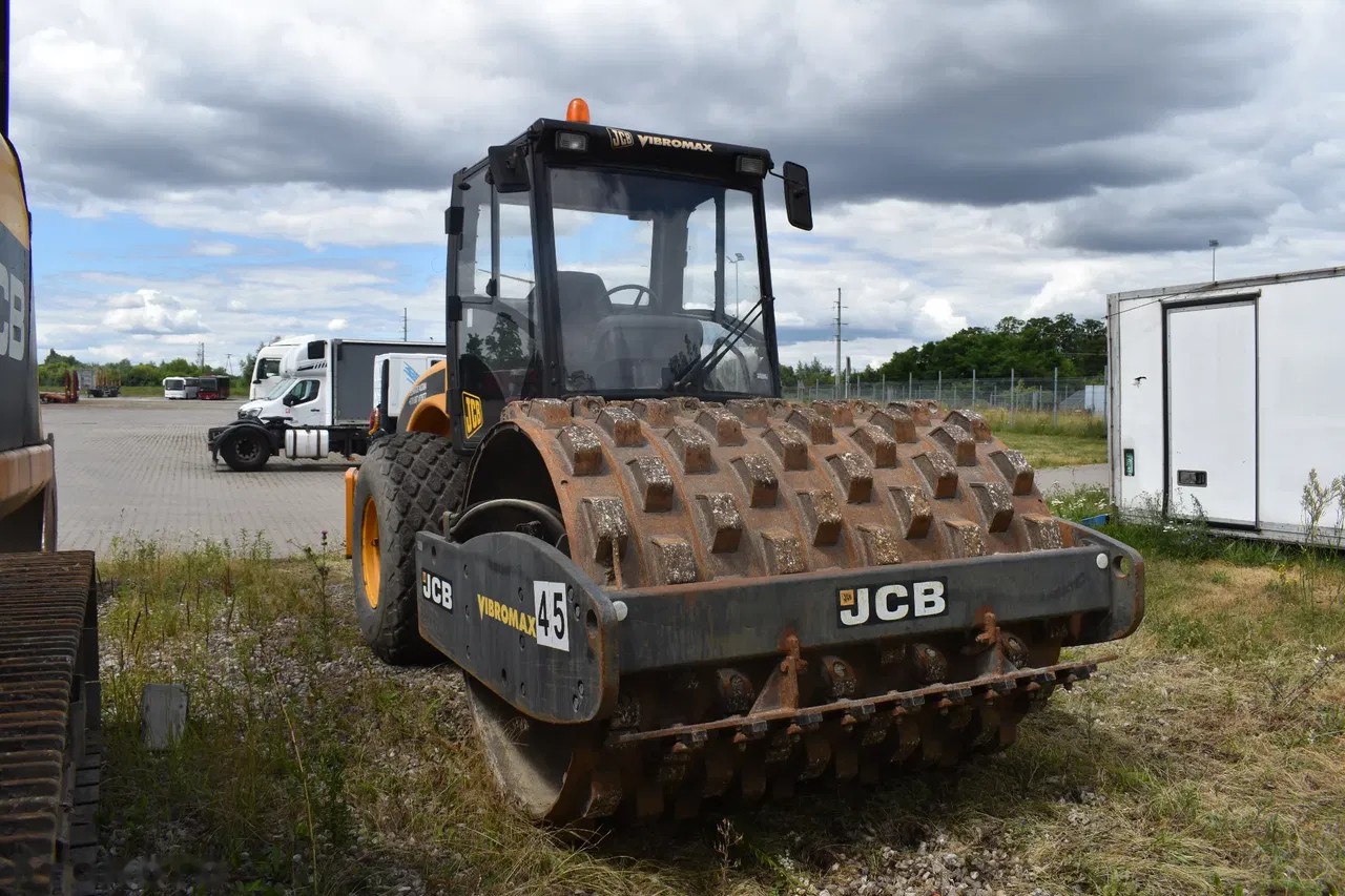 2009 JCB VM 146D, 6 318 mth, dovoz Skladem v EU — foto 1