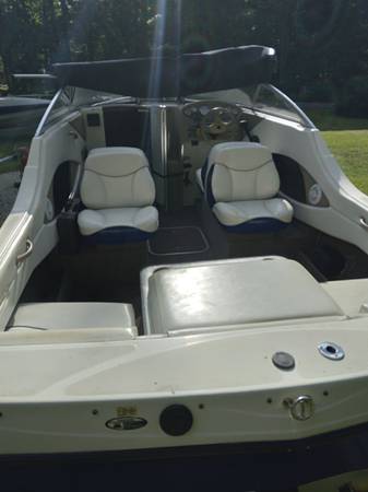 Bayliner, dovoz USA — foto 3 z 6