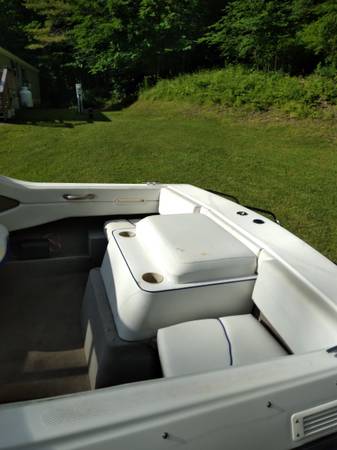 Bayliner, dovoz USA — foto 5 z 6