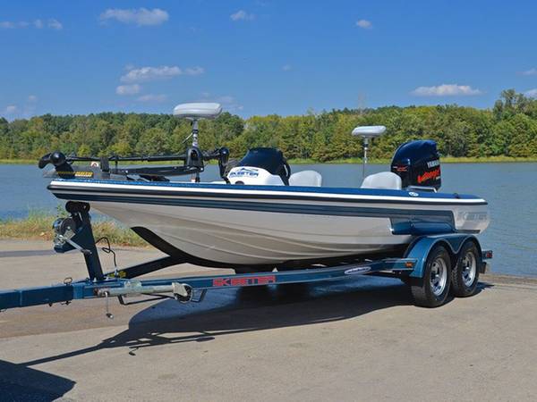 2007 Skeeter, dovoz USA — foto 1