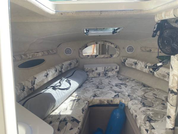 2000 Sea Ray, dovoz USA — foto 9 z 11