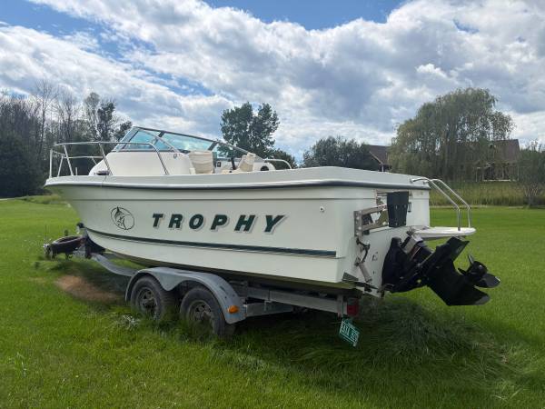2000 Bayliner, dovoz USA — foto 3 z 5