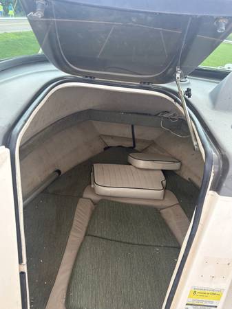 2000 Bayliner, dovoz USA — foto 4 z 5