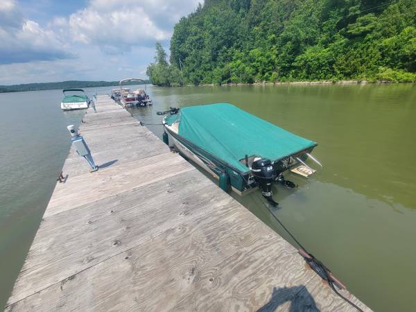 2001 Crestliner, dovoz USA — foto 3 z 12