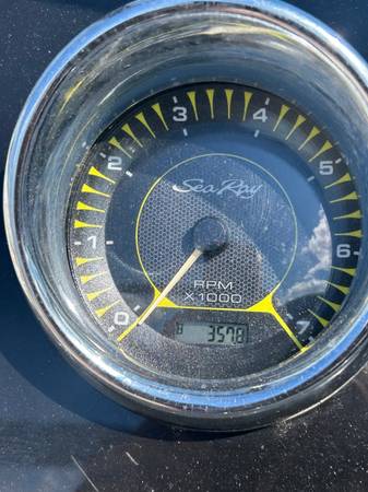 Sea Ray, dovoz USA — foto 3 z 8