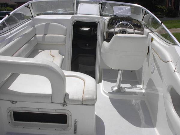 2001 Wellcraft, dovoz USA — foto 3 z 12