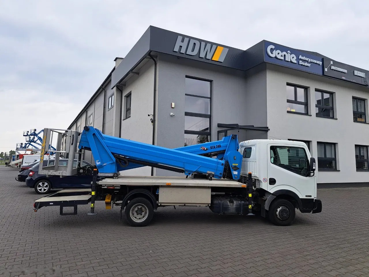 2016 Versalift VTX-240, 2 138 mth, dovoz Skladem v EU — foto 4 z 8