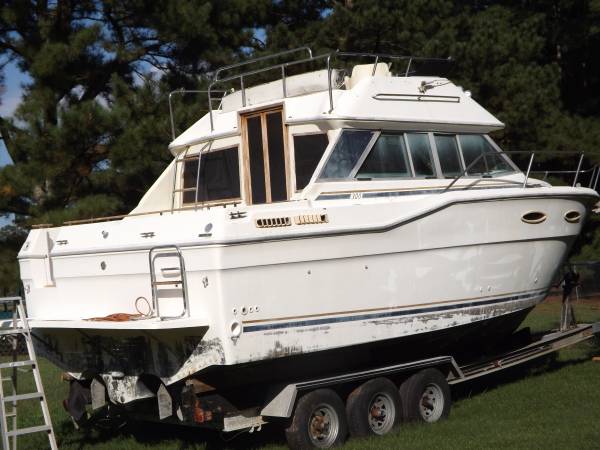 Sea Ray, dovoz USA — foto 3 z 12