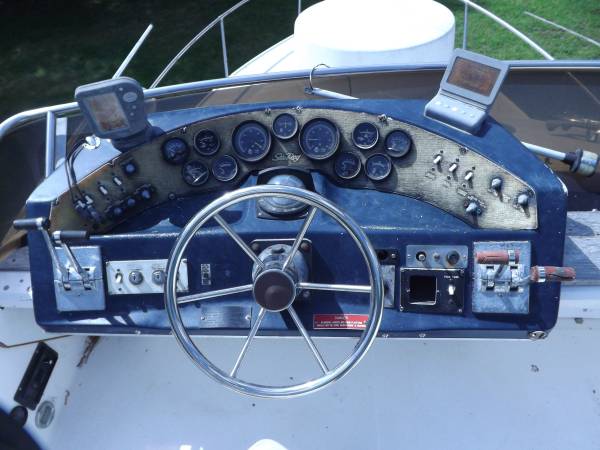 Sea Ray, dovoz USA — foto 6 z 12