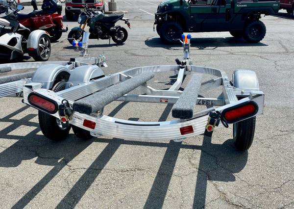 2017 Yamaha, dovoz USA — foto 7 z 7