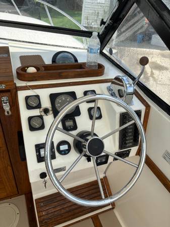 1990 Grady-White, dovoz USA — foto 9 z 12