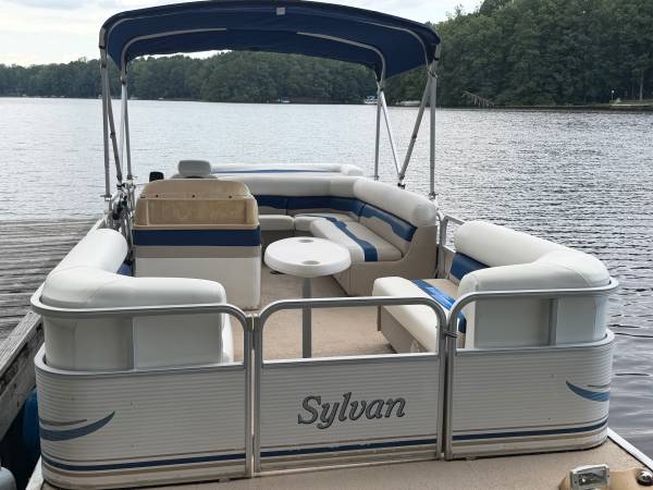 20ft. Sylvan Pontoon, dovoz USA — foto 2 z 7
