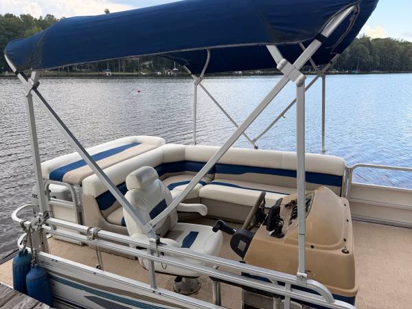 20ft. Sylvan Pontoon, dovoz USA — foto 3 z 7