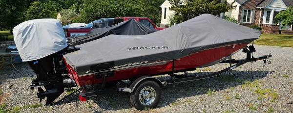 2018 Tracker, dovoz USA — foto 3 z 7
