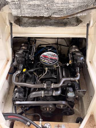 2004 Bayliner, dovoz USA — foto 10 z 12