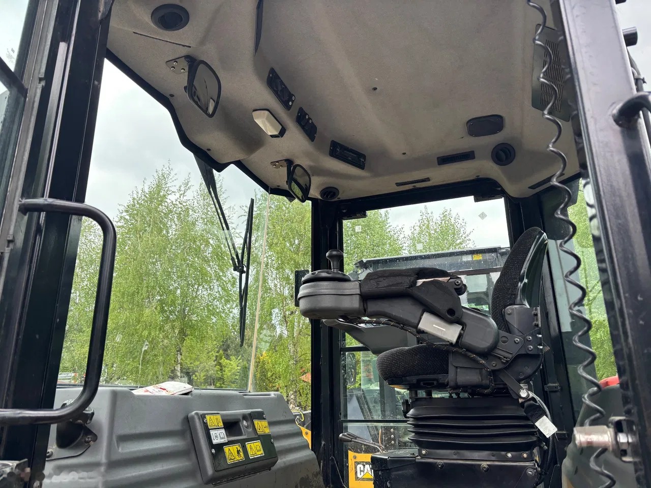 2016 Caterpillar, 5 000 mth, dovoz Skladem v EU — foto 4 z 23