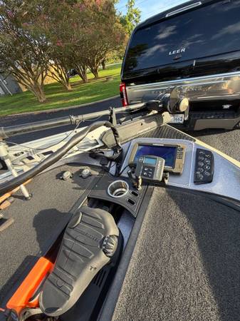 2016 Ranger, dovoz USA — foto 10 z 12