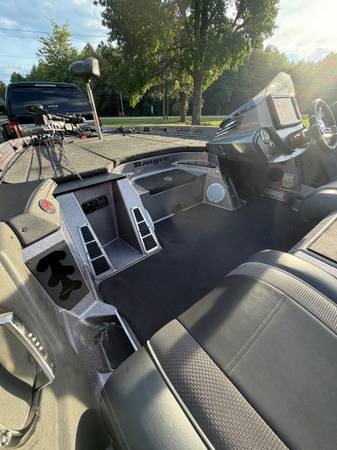 2016 Ranger, dovoz USA — foto 12 z 12