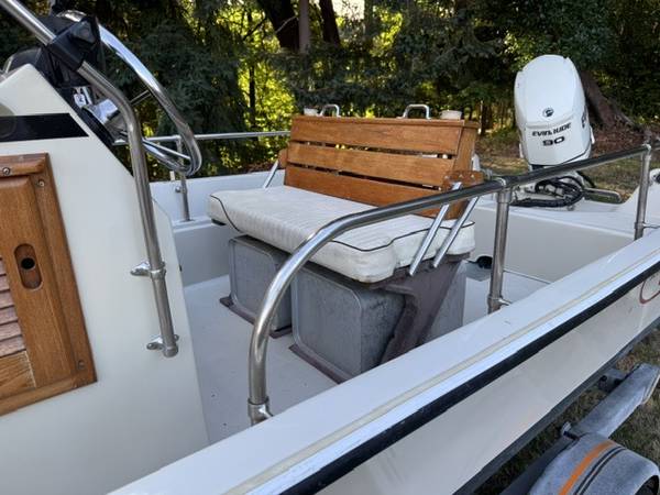 Boston Whaler, dovoz USA — foto 2 z 8