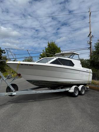 Bayliner, dovoz USA — foto 3 z 12