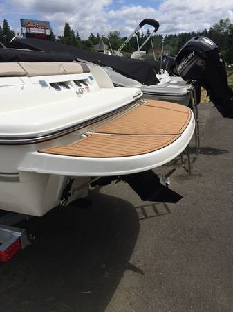 2017 Bayliner, dovoz USA — foto 7 z 8
