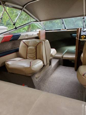 Bayliner, dovoz USA — foto 5 z 9