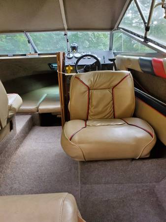 Bayliner, dovoz USA — foto 6 z 9
