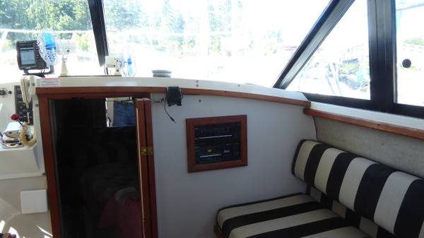 Bayliner, dovoz USA — foto 4 z 12