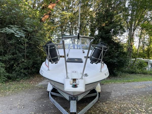 Bayliner, dovoz USA — foto 3 z 12