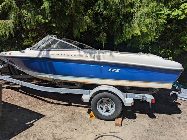 2006 Bayliner, dovoz USA — foto 2 z 10