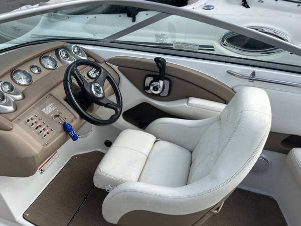 2008 Cobalt, dovoz USA — foto 9 z 12